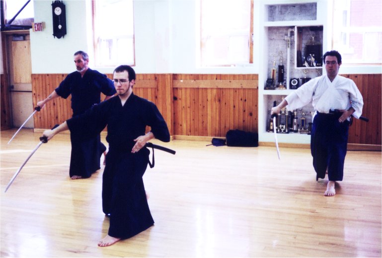 Picture (gal/Iaido/Dojo_Pictures/3chiburi.jpg)