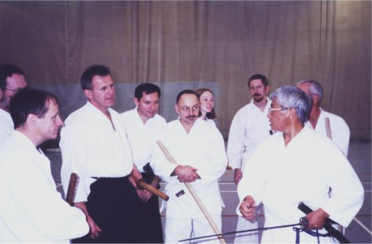 Picture (gal/Iaido/Seminars/Ohmi_Goyo_7_dan_Tour_2002/fredQA.jpg)