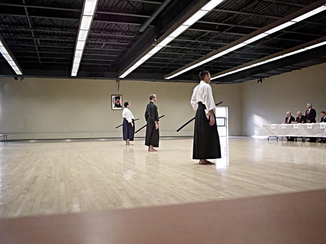 Picture (gal/Iaido/Grades/Grades_2003/DSC00804.jpg)