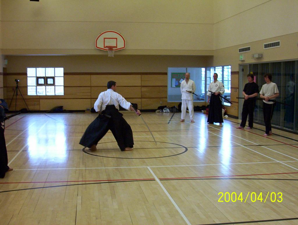 Picture (gal/Iaido/Seminaires/St_Johns_et_Fredericton_2004/100_4800.jpg)